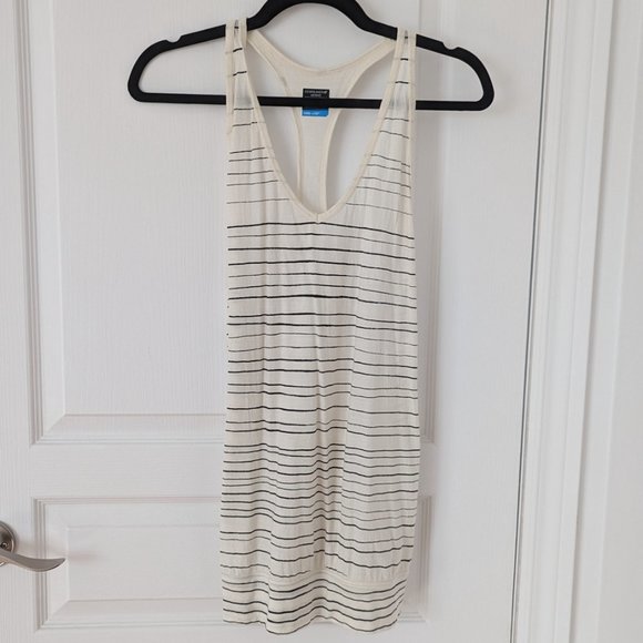 NWOT Icebreaker Nomi Racerback Tank Top Line Print Size M - Picture 4 of 8